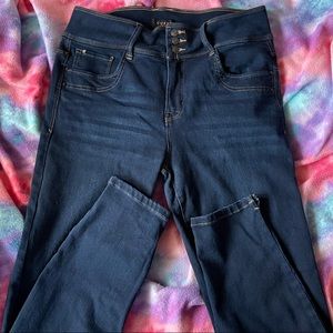 Curve appeal dark color jean